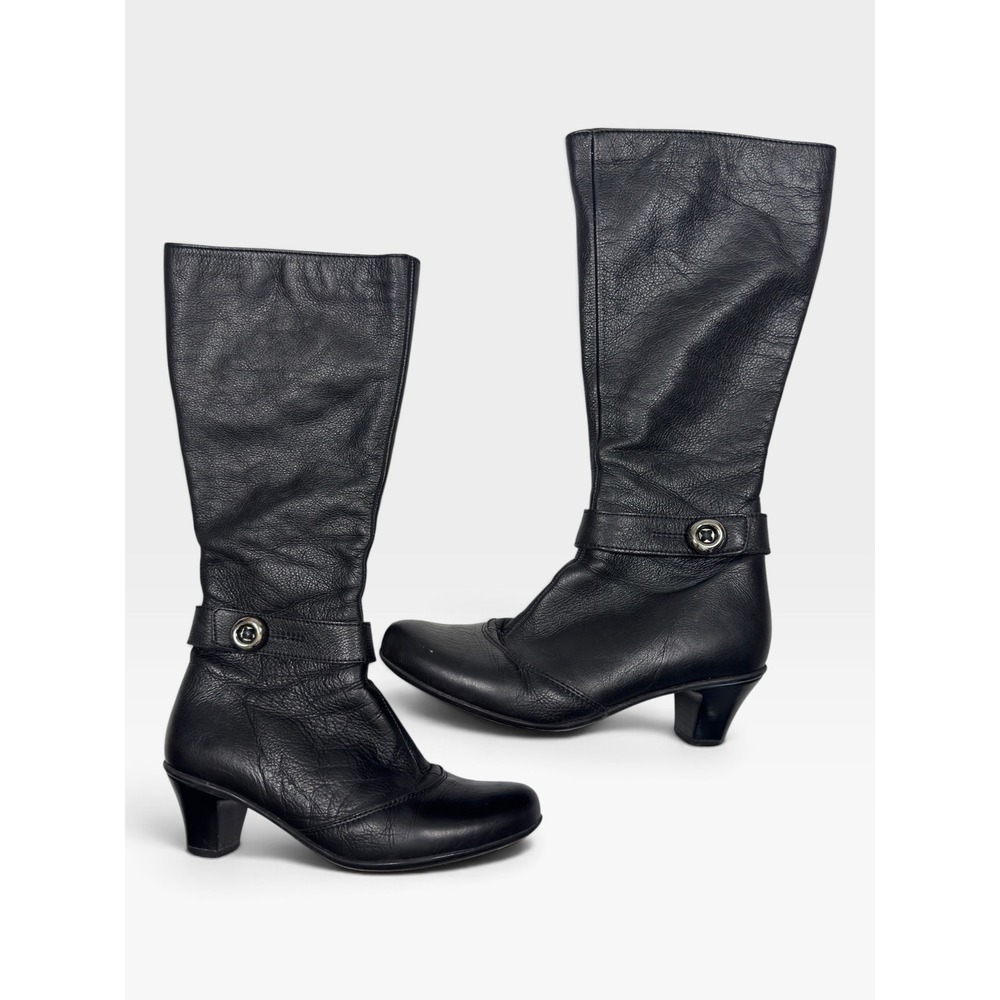 La Canadienne | Tall Leather Boots | 6.5 | Black | Almond Toe Heel